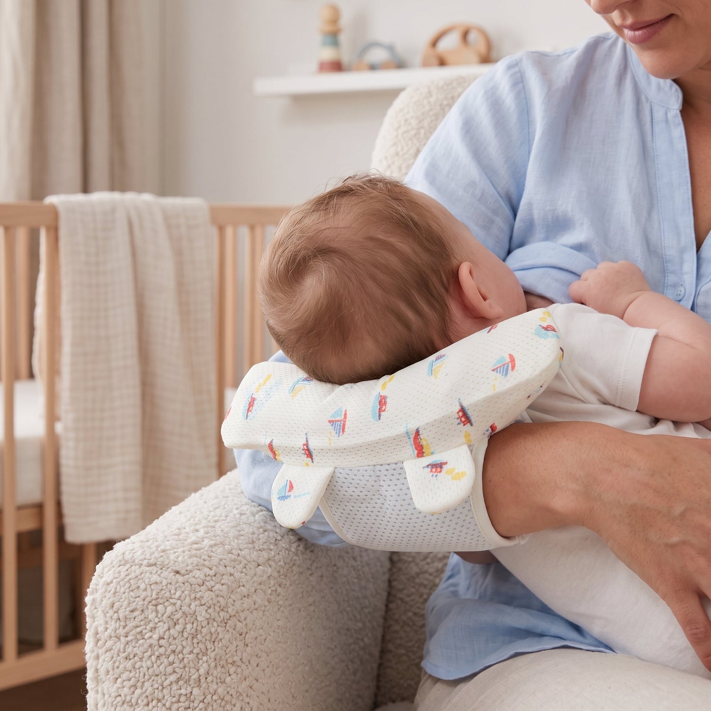 Little Manta Frost Nursing Arm Pillow