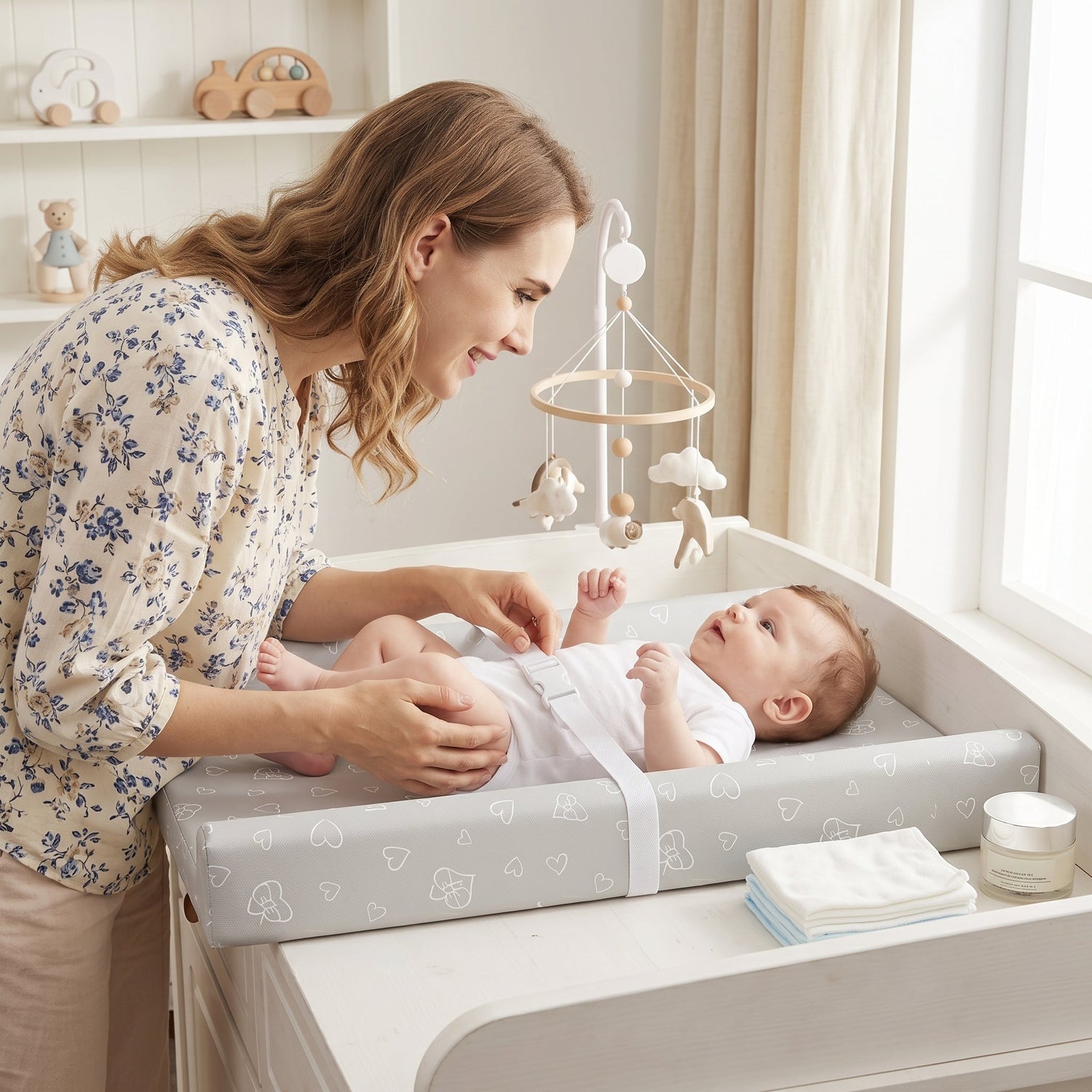 Little Manta Wipe Baby Changing Mat