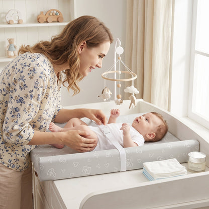 Little Manta Wipe Baby Changing Mat