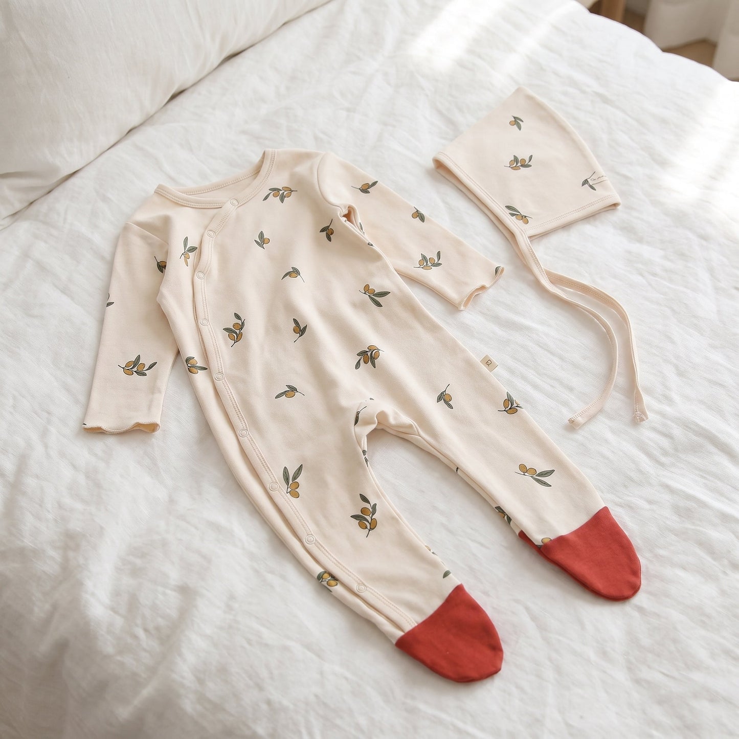 Little Manta Cotton Baby Footed Romper