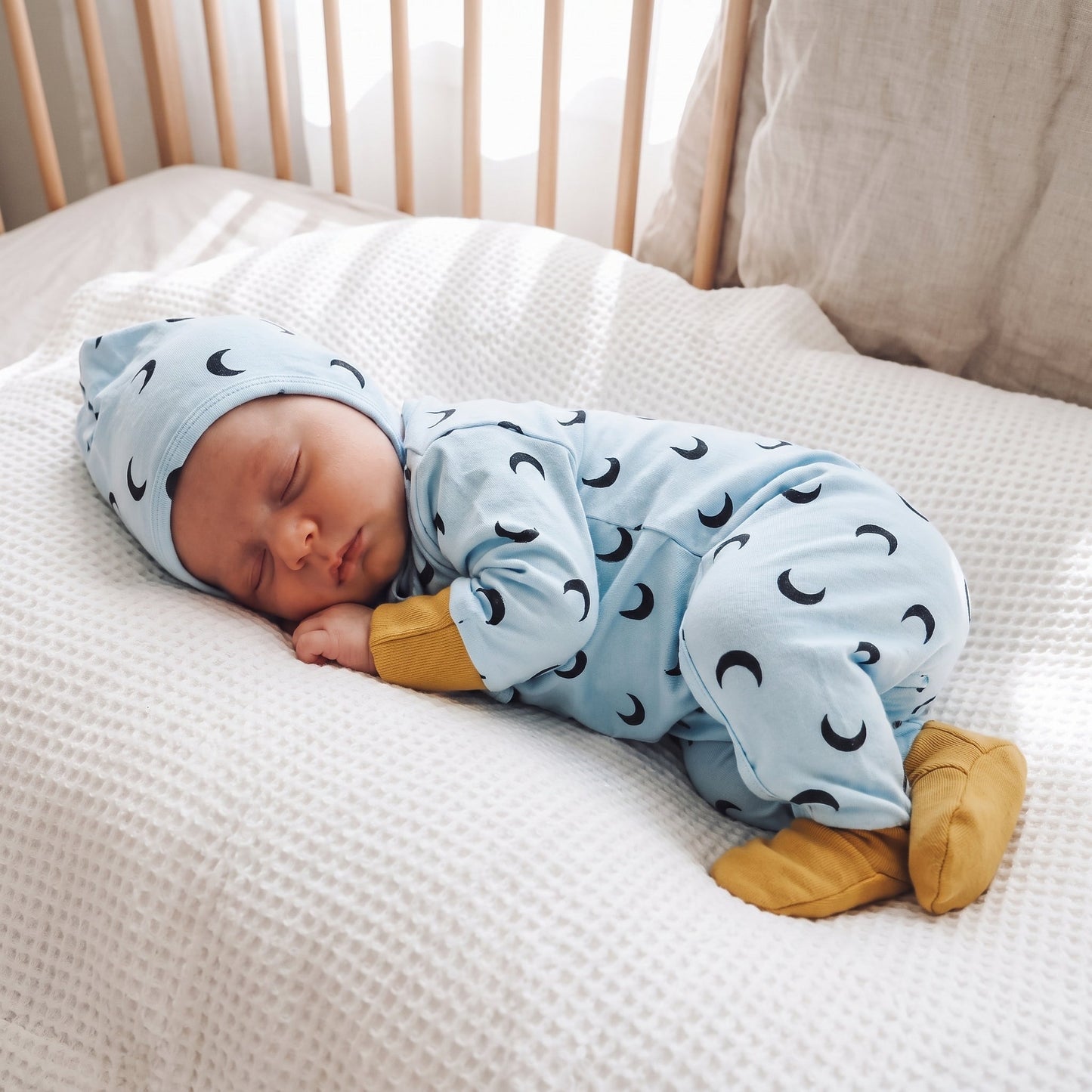 Little Manta Cotton Baby Footed Romper