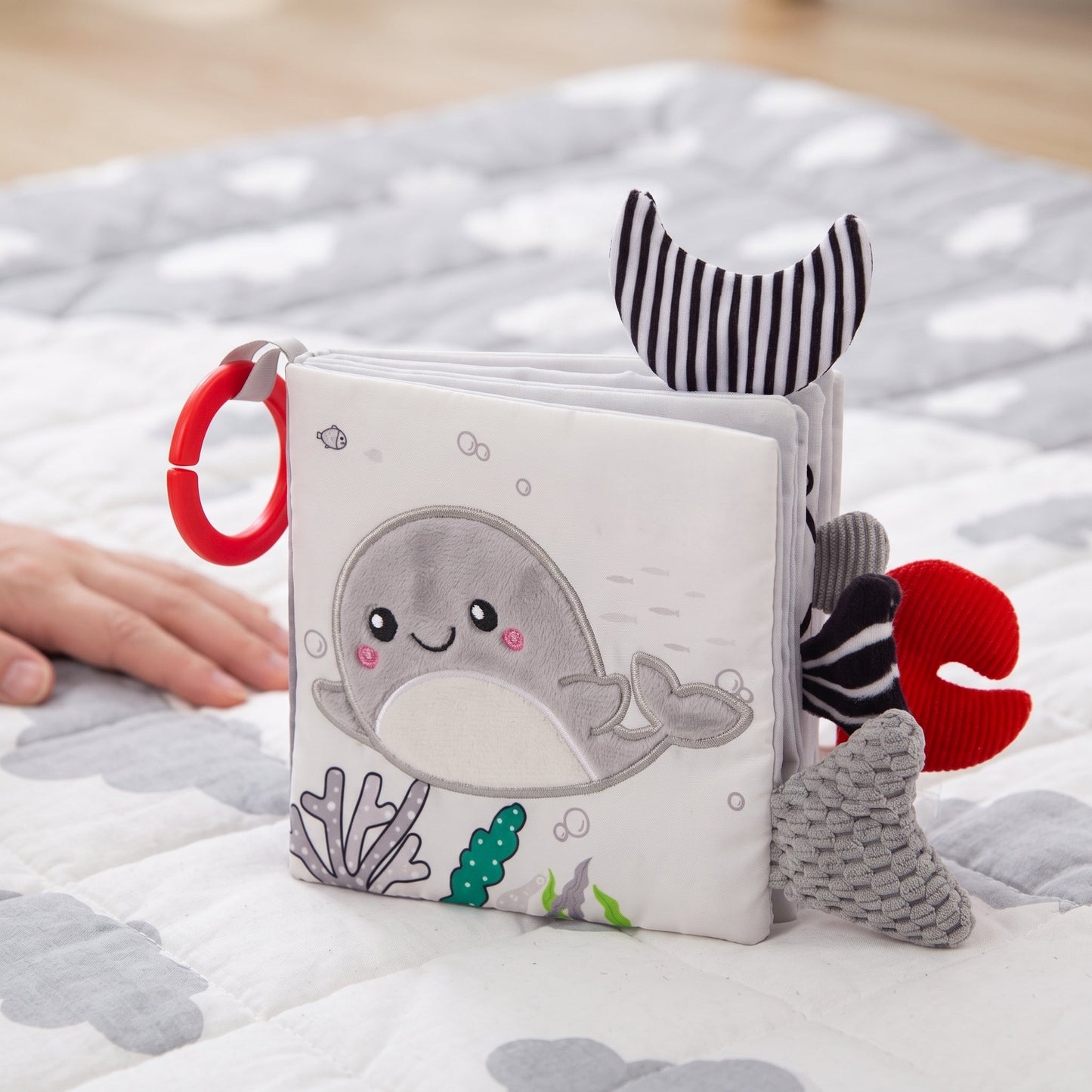 Little Manta Sensory Baby Cloth Book