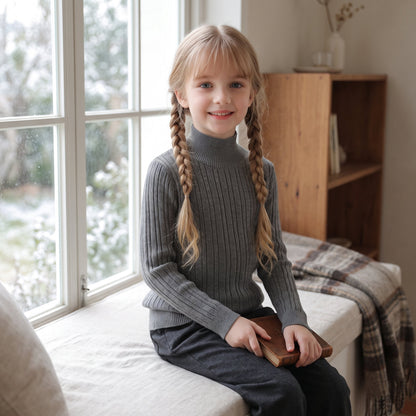 Little Manta Knit Turtleneck Sweater