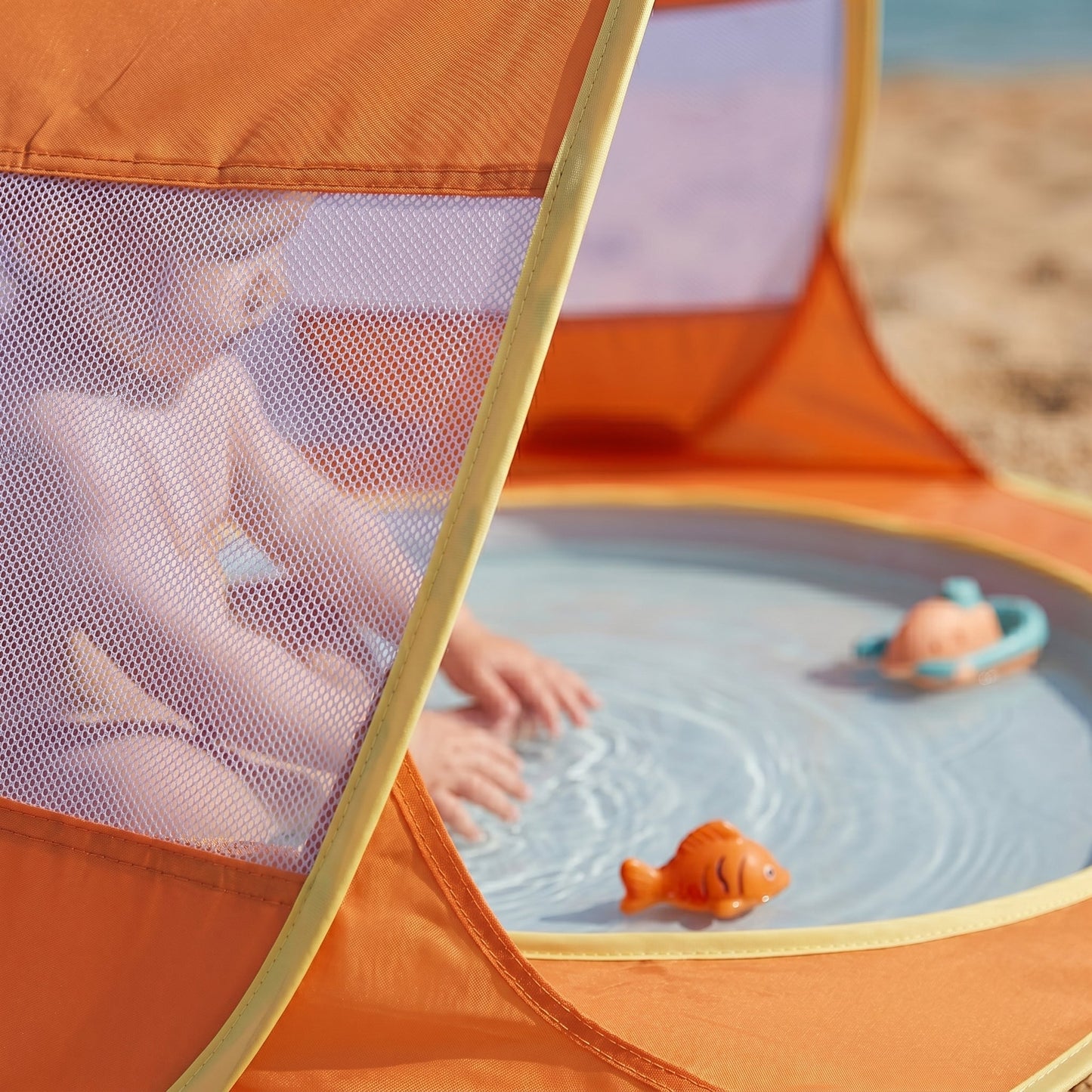 Little Manta Baby Beach Tent with Paddling Pool