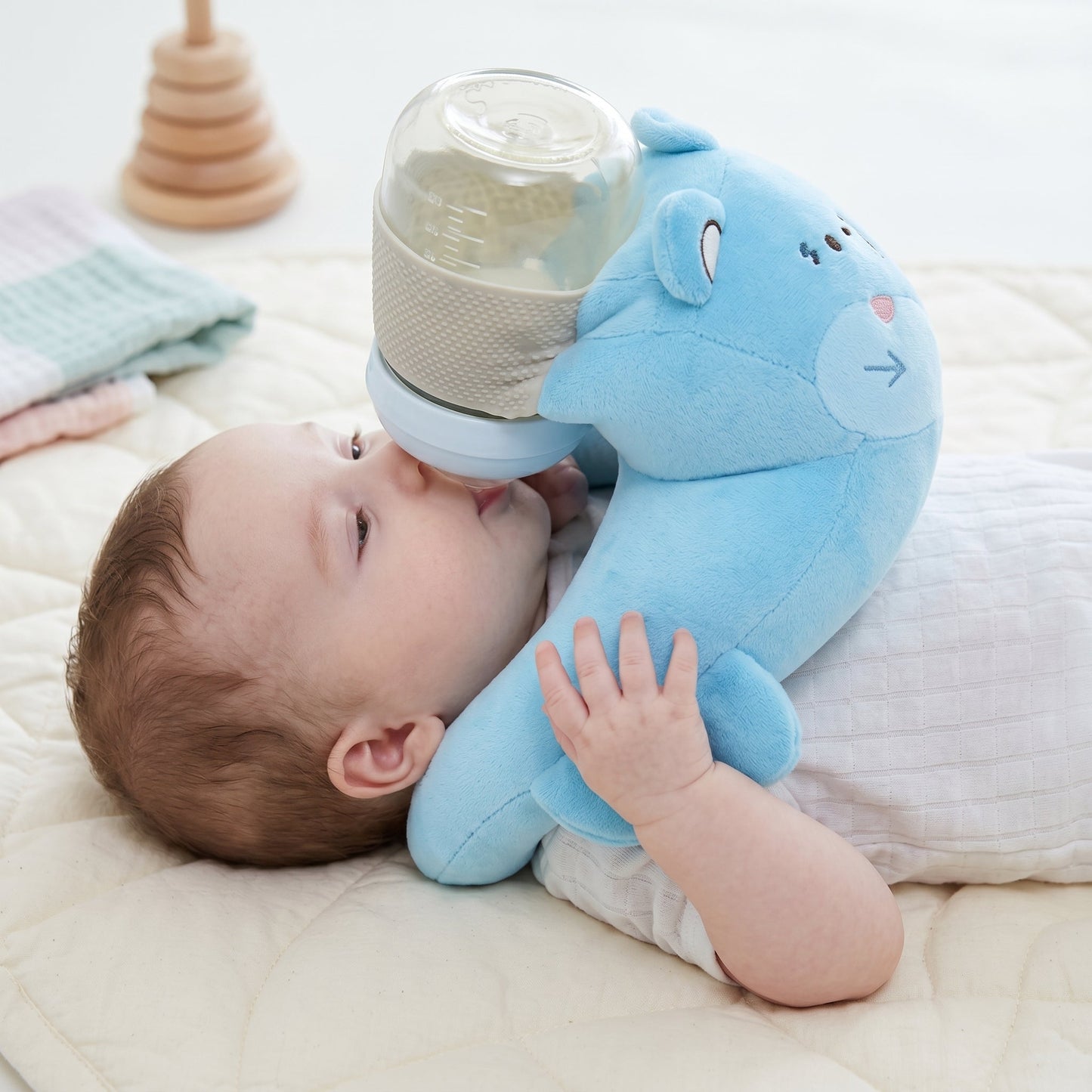 Little Manta Baby Feeding Support Pillow