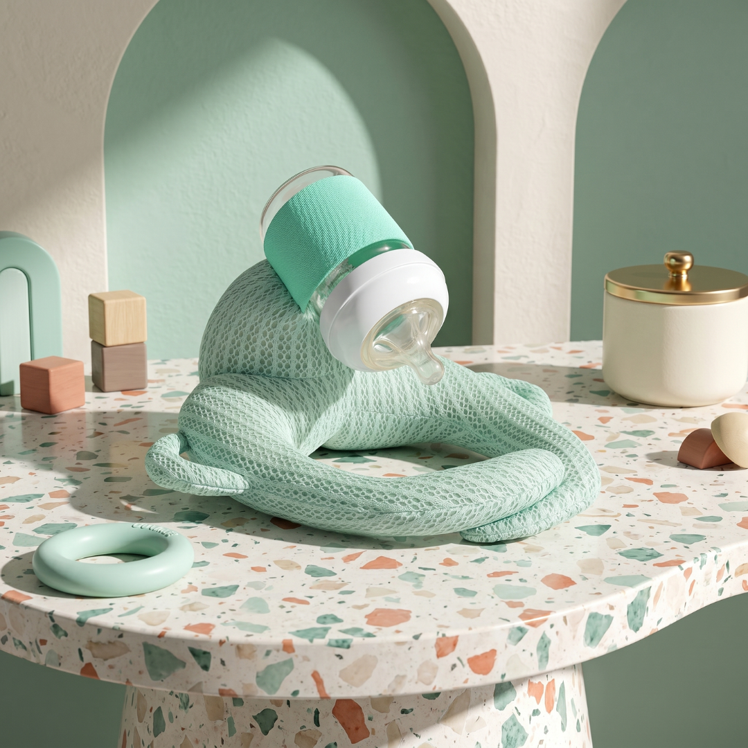 Little Manta Hands Free Baby Bottle Holder