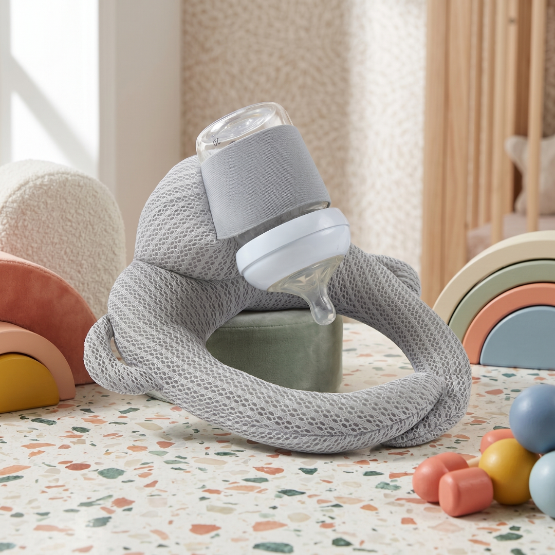 Little Manta Hands Free Baby Bottle Holder