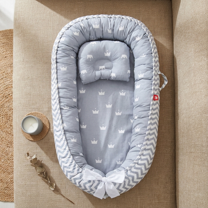 Little Manta Portable Baby Lounger Nest
