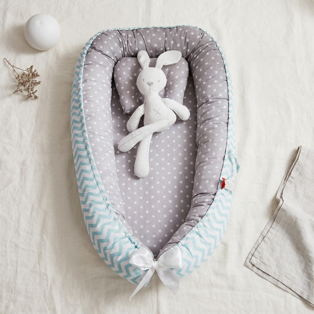 Little Manta Portable Baby Lounger Nest