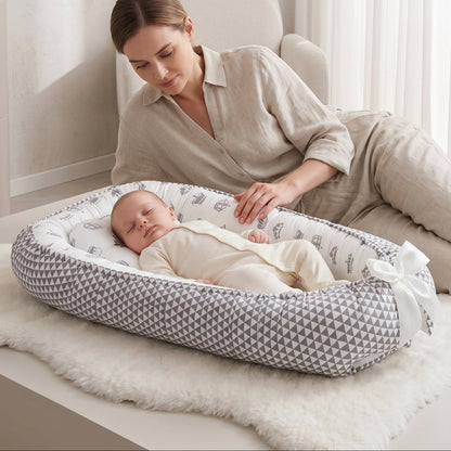 Little Manta Portable Baby Lounger Nest