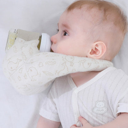 Manta Hands-Free Baby Bottle Feeding Pillow