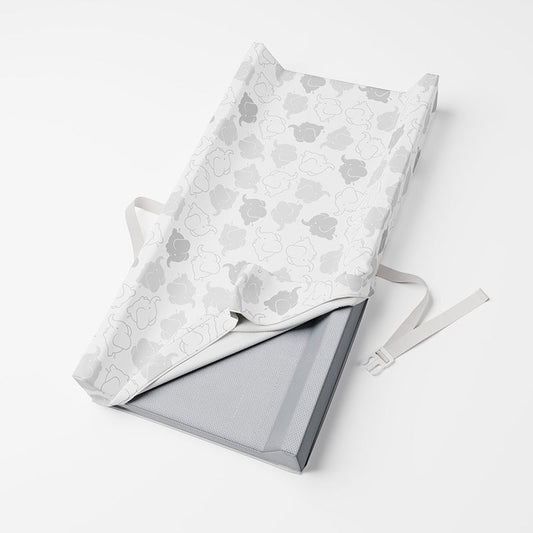Little Manta Wipe Baby Changing Mat